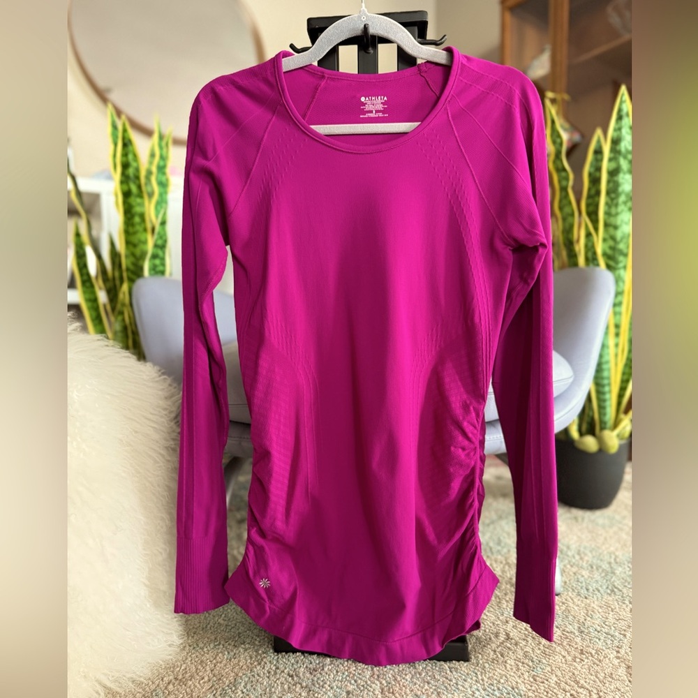 Athleta Women's Long Sleeve - Magenta